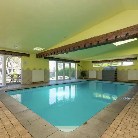 Square Farm Transformed Into A Luxurious Holiday * وايمس