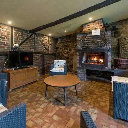 Square Farm Transformed Into A Luxurious Holiday *
