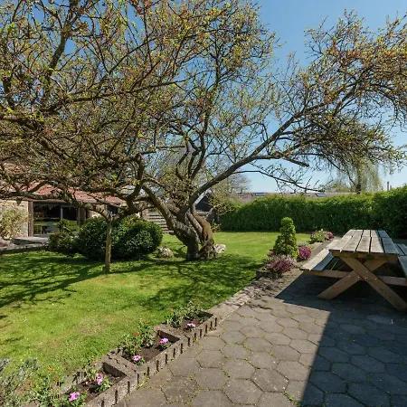 Square Farm Transformed Into A Luxurious Holiday * Waimes